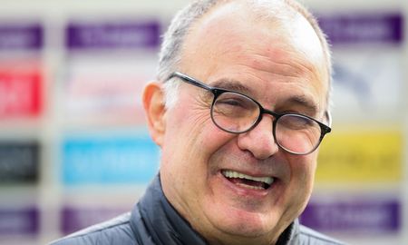 Bielsa continuará en Leeds. Bielsa continuará en Leeds.