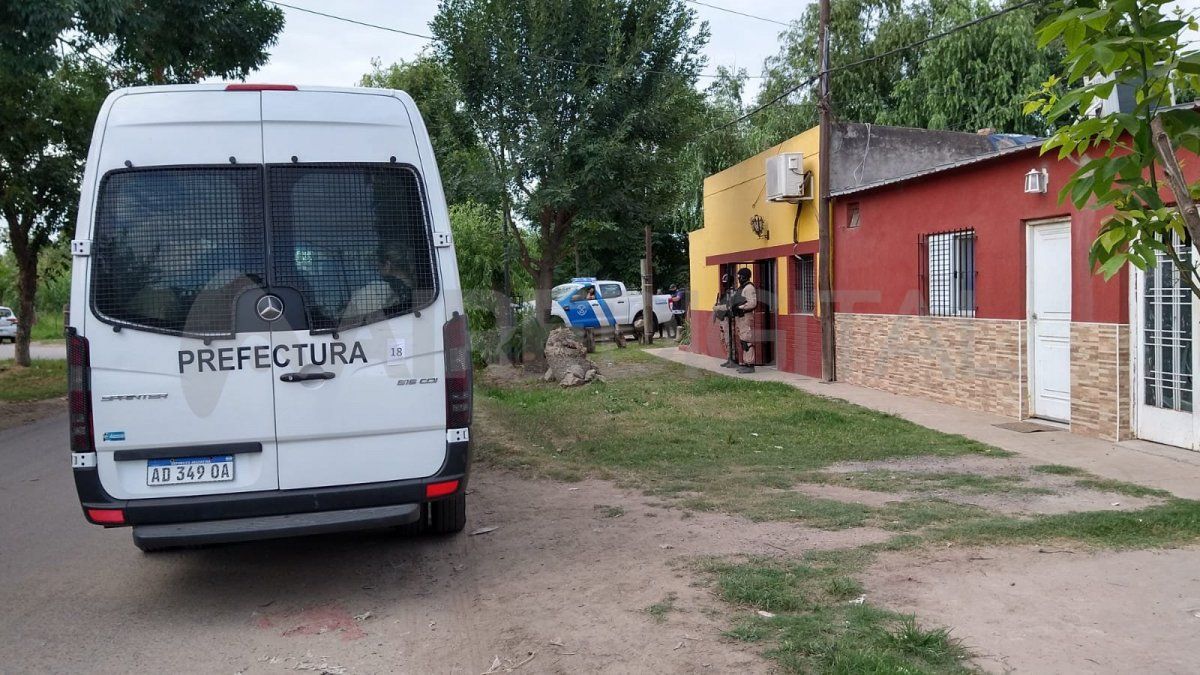 Este miércoles, PNA realiza múltiples allanamientos simultáneos en la ciudad de Santa Fe.