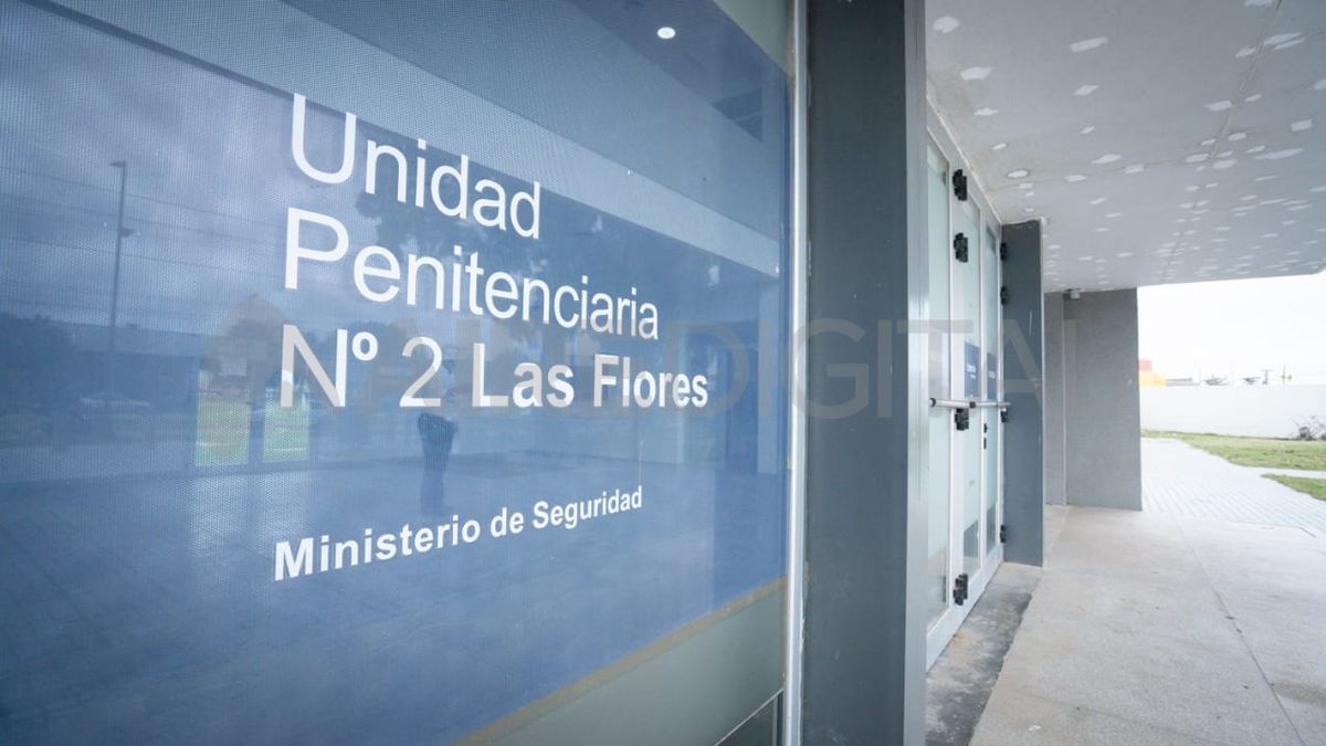 Un interno de 30 años fue herido de arma de fuego en la Cárcel de Las Flores.