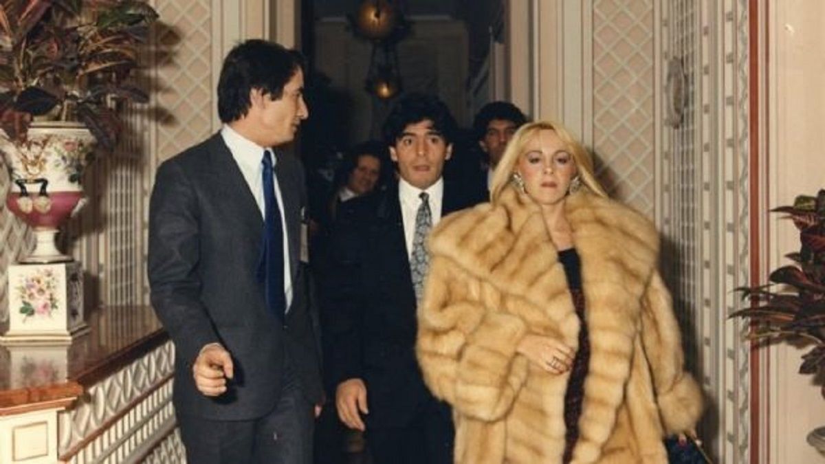 Claudia Villafañe claramente cómo se dio la foto que se volvió viral.