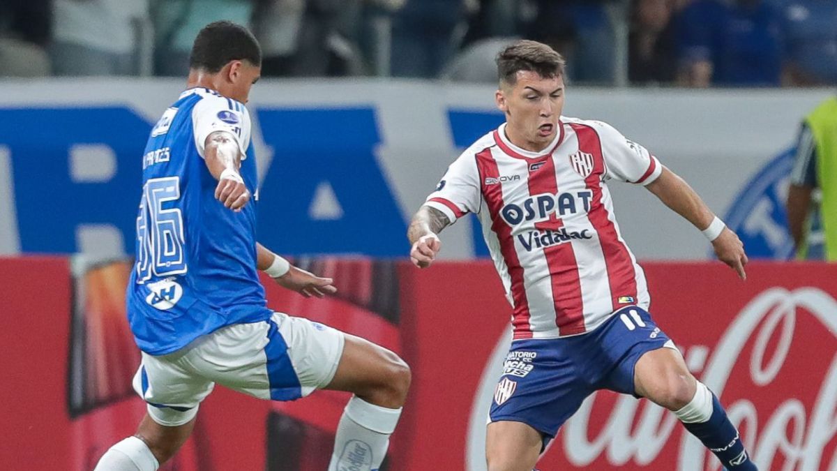 Unión y Cruzeiro empatan 0 a 0.
