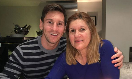 Lionel Messi recordó la bronca de su madre porque Newells no ayudó con el tratamiento hormonal Lionel Messi recordó la bronca de su madre porque Newells no ayudó con el tratamiento hormonal