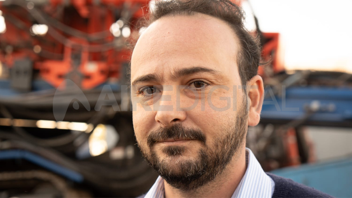 Cesoni explicó a AIRE que entre los equipos complementarios se pueden destacar “la planta recicladora de lodos, el conjunto de barras que conforman el trépano Cesoni explicó a AIRE que entre los equipos complementarios se pueden destacar “la planta recicladora de lodos, el conjunto de barras que conforman el trépano