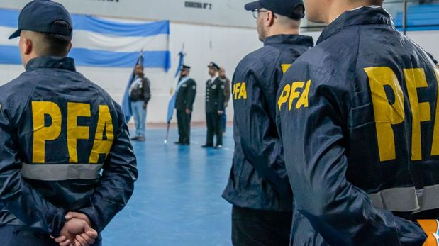 Nuevos salarios de la Policía Federal Argentina tras el último aumento de noviembre.