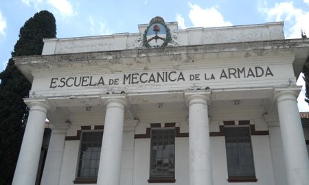 El martes a las 10, el Tribunal Oral Federal 5 comenzará a juzgar a los genocidas de la ESMA Jorge Tigre Acosta y Alberto González como imputados por violación, abusos sexuales, manoseos, tocamientos, violencia sexual y abusos psicológicos contra tres mujeres que estuvieron secuestradas en el centro clandestino de detención.visibility El martes a las 10, el Tribunal Oral Federal 5 comenzará a juzgar a los genocidas de la ESMA Jorge Tigre Acosta y Alberto González como imputados por violación, abusos sexuales, manoseos, tocamientos, violencia sexual y abusos psicológicos contra tres mujeres que estuvieron secuestradas en el centro clandestino de detención.visibility