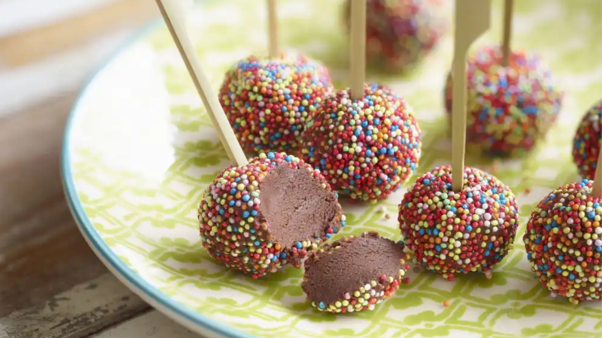 La receta de trufas de chocolinas y coco.