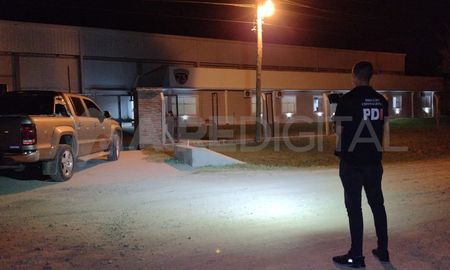 Peritos de la PDI en el lugar donde ocurrió el asalto. Peritos de la PDI en el lugar donde ocurrió el asalto.