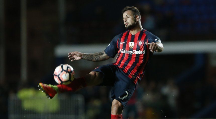 Mussis arregló su llegada a Gimnasia