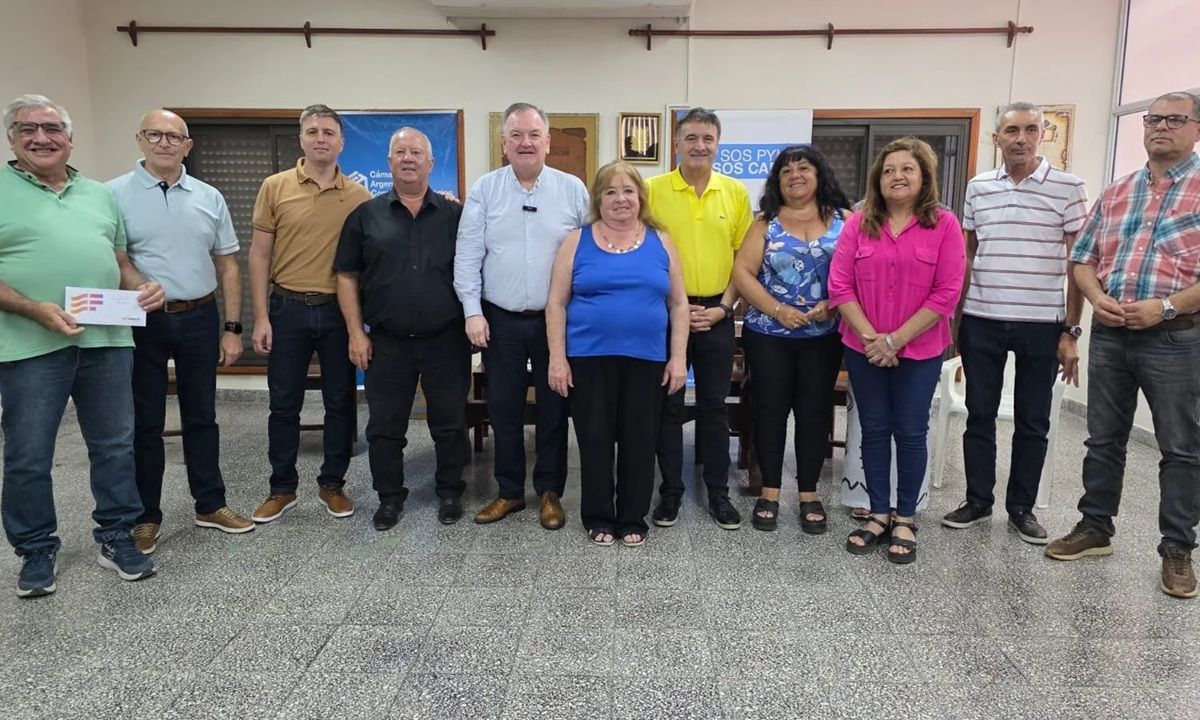 Felipe Michlig y Marcelo González desplegaron una amplia agenda de trabajo en San Cristóbal y Villa Trinidad.