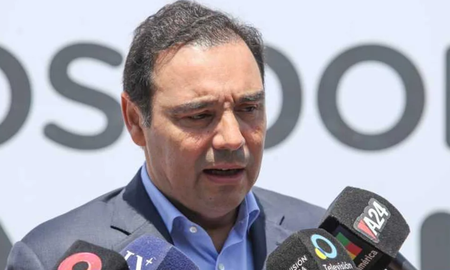 El fiscal federal Guillermo Marijuan presentó una denuncia contra el gobernador de la provincia de Corrientes, Gustavo Valdés, por supuesto encubrimiento. El fiscal federal Guillermo Marijuan presentó una denuncia contra el gobernador de la provincia de Corrientes, Gustavo Valdés, por supuesto encubrimiento.