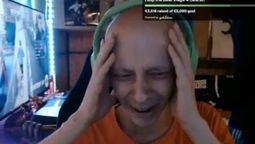 altText(Un streamer con cáncer perdió 32 mil dólares en un juego y acusan de frauce a un argentino)}