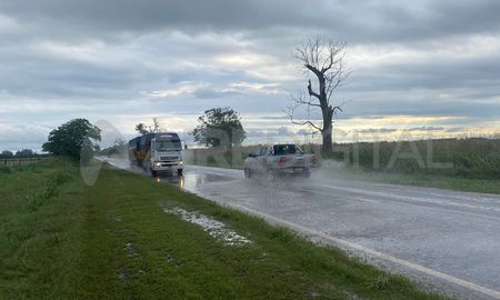 La Dirección Nacional de Vialidad realiza reparaciones en la Ruta Nacional 11, tras un amparo judicial. La Dirección Nacional de Vialidad realiza reparaciones en la Ruta Nacional 11, tras un amparo judicial.