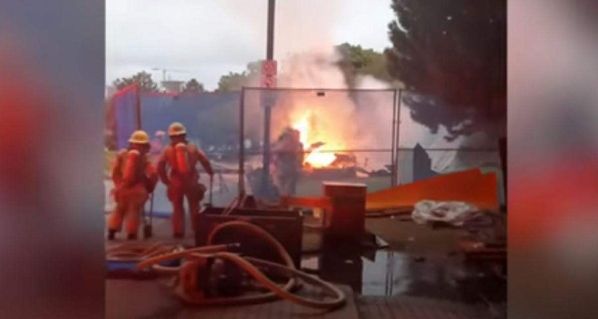 Video: le pidió casamiento a su novia, pero se prendió fuego todo y terminó en tragedia
