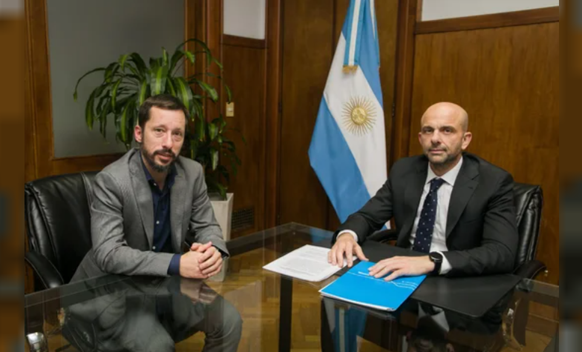 Matías Galparsoro fue puesto en funciones por el Secretario de Transporte, Franco Mogetta. Matías Galparsoro fue puesto en funciones por el Secretario de Transporte, Franco Mogetta.