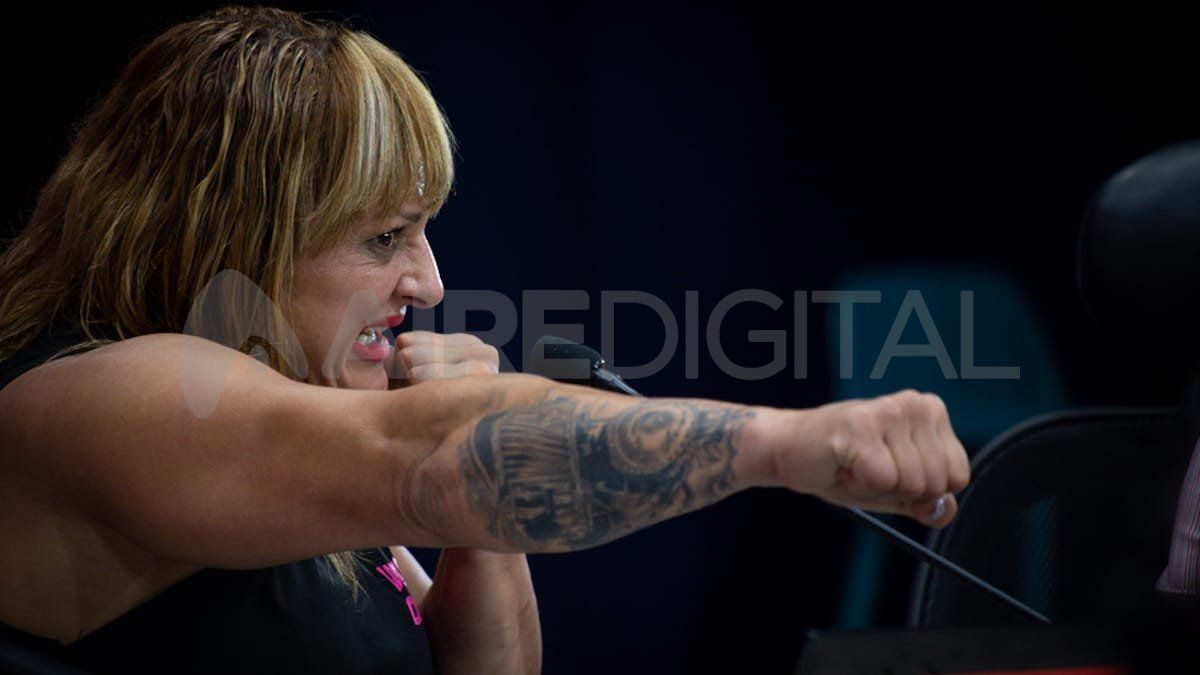 Alejandra Locomotora Oliveras debía asumir este lunes como convencional reformadora de la Constitución de Santa Fe