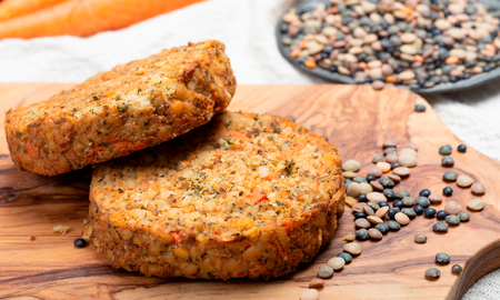 Hamburguesas de lentejas y zanahoria: la receta fácil y saludable en 3 pasos Hamburguesas de lentejas y zanahoria: la receta fácil y saludable en 3 pasos