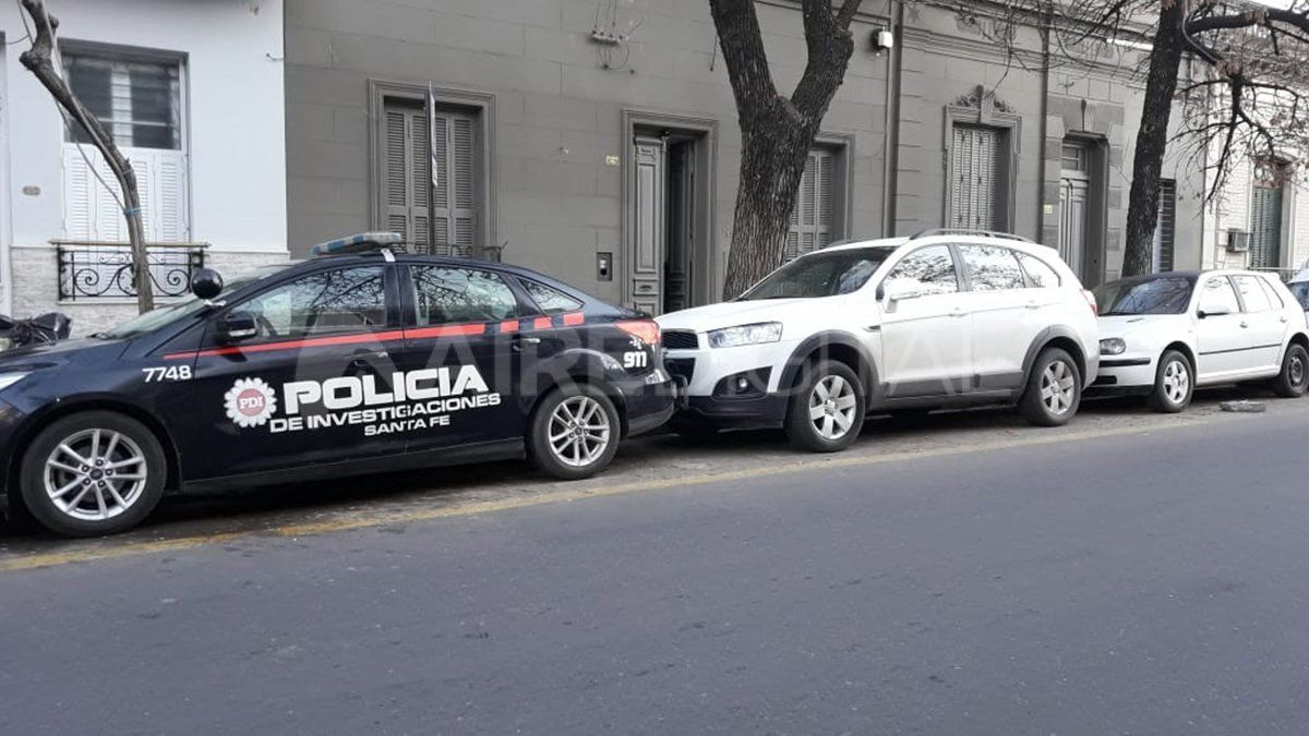 Un auto y una camioneta secuestrados