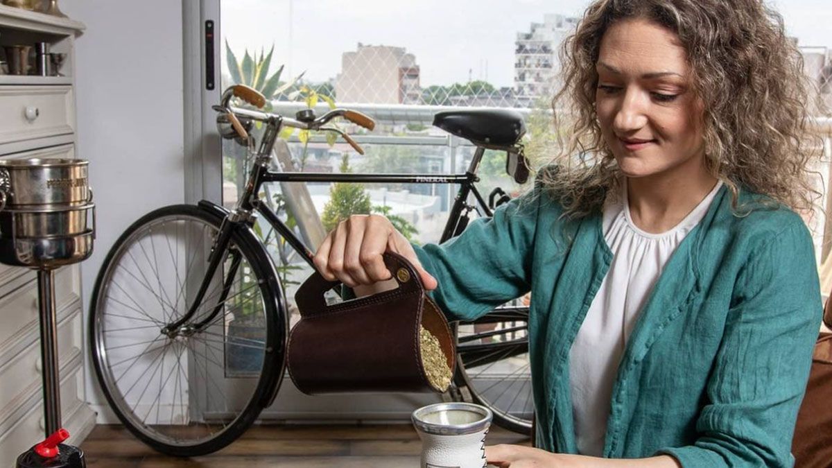 Karla Johan es la escritora de El libro de la yerba mate.