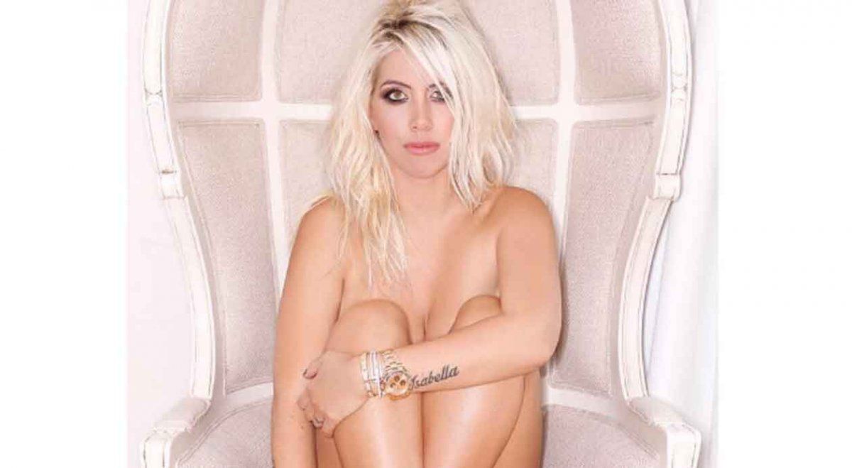 Wanda Nara anunció un nuevo proyecto con una impactante foto hot