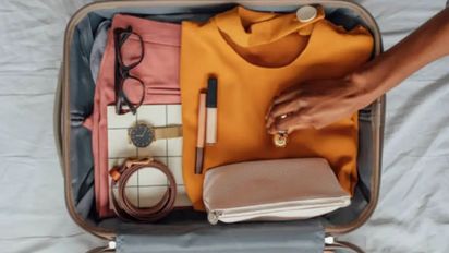 10 cosas que siempre deberías llevar en el avión, según un viajero frecuente