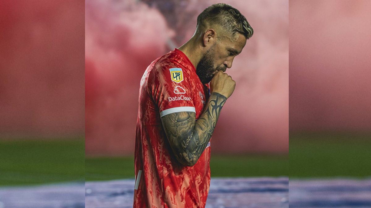 El conmovedor mensaje del futbolista Miguel Torrén para despedir a su hermano asesinado en Rosario.