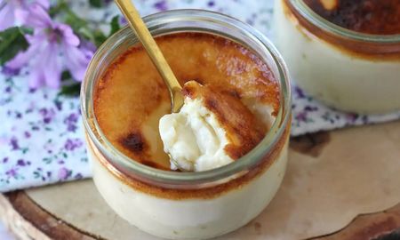 Crema de huevo en airfryer, suave y con textura tipo flan. Crema de huevo en airfryer, suave y con textura tipo flan.