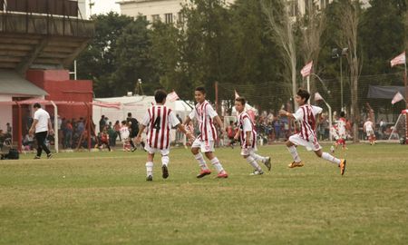Unos 4.000 chicos participarán este fin de semana del certámen de fútbol que se disputará en el norte de la ciudad de Santa Fe. Unos 4.000 chicos participarán este fin de semana del certámen de fútbol que se disputará en el norte de la ciudad de Santa Fe.