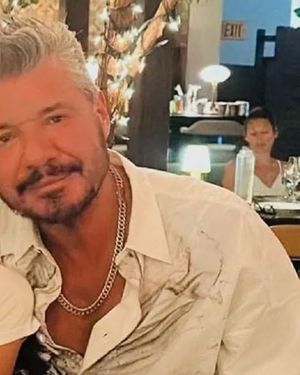 En Intrusos contaron que Marcelo Tinelli habría echado de su casa a su hija Juanita tras una serie de escándalos. Además, apuntaron a Paula Robles como la principal responsable. En Intrusos contaron que Marcelo Tinelli habría echado de su casa a su hija Juanita tras una serie de escándalos. Además, apuntaron a Paula Robles como la principal responsable.