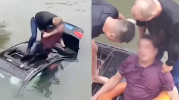 Impactante rescate en China: un hombre salvó a un conductor atrapado en río