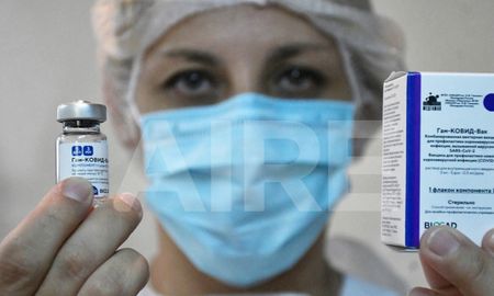 La vacuna rusa produjo una respuesta inmunológica muy importante “en el 98,7 % de la población analizada”. La vacuna rusa produjo una respuesta inmunológica muy importante “en el 98,7 % de la población analizada”.