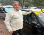 Daniel Aguiar asistió un parto de emergencia dentro de su taxi cuando la madre no alcanzó a llegar al hospital Cullen. Daniel Aguiar asistió un parto de emergencia dentro de su taxi cuando la madre no alcanzó a llegar al hospital Cullen.