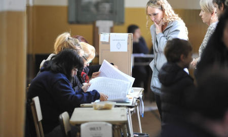 En la provincia de Snta Fe, 2.768.525 personas están habilitadas para votar este domingo. En la provincia de Snta Fe, 2.768.525 personas están habilitadas para votar este domingo.