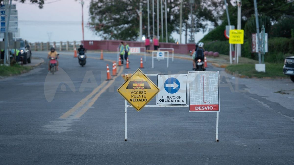 Durante los trabajos de armado no será posible el paso de ningún tipo de vehículo sobre el Carretero. Durante los trabajos de armado no será posible el paso de ningún tipo de vehículo sobre el Carretero.