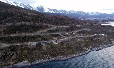 Costa Susana cuenta con todos sus terrenos aterrazados favoreciendo las vistas al mar y al mismo tiempo sin alterar demasiado la morfología de la montaña. Costa Susana cuenta con todos sus terrenos aterrazados favoreciendo las vistas al mar y al mismo tiempo sin alterar demasiado la morfología de la montaña.