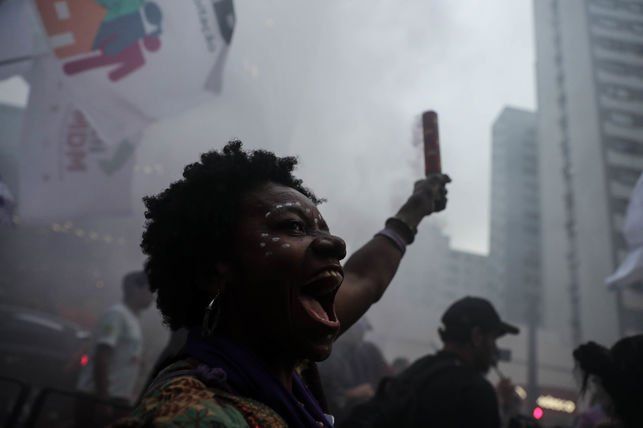 Xanthe Scharff: “las mujeres pueden evitar el apocalipsis”