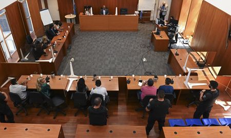 Así lo estableció la jueza penal de la ciudad santafesina de Rosario, Valeria Pedrana, al dictar la sentencia en un juicio oral iniciado el último martes contra Laferrara, padre de dos jóvenes también involucrados en crímenes con trasfondo narco.