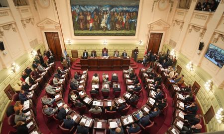 Se espera que la jornada de trabajo de este jueves en la convención reformadora de la Constitución de Santa Fe sea maratónica. Se espera que la jornada de trabajo de este jueves en la convención reformadora de la Constitución de Santa Fe sea maratónica.