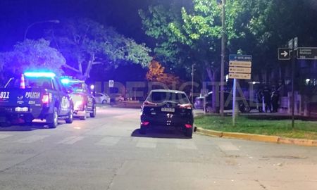 El violento hecho se desató alrededor de las 22 del jueves, en avenida 7 Jefes y Luciano Molinas. El violento hecho se desató alrededor de las 22 del jueves, en avenida 7 Jefes y Luciano Molinas.