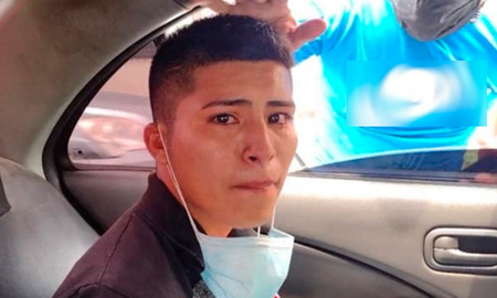 Ladrón robó un celular, lo detuvieron, se puso a llorar y pidió por su mamá Ladrón robó un celular, lo detuvieron, se puso a llorar y pidió por su mamá