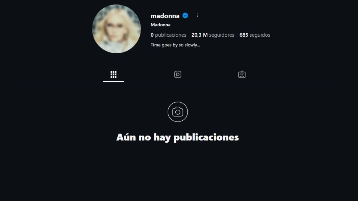 Madonna eliminó todas sus fotos de Instagram y actualizó su perfil con referencias a su próximo álbum de estudio. Madonna eliminó todas sus fotos de Instagram y actualizó su perfil con referencias a su próximo álbum de estudio.