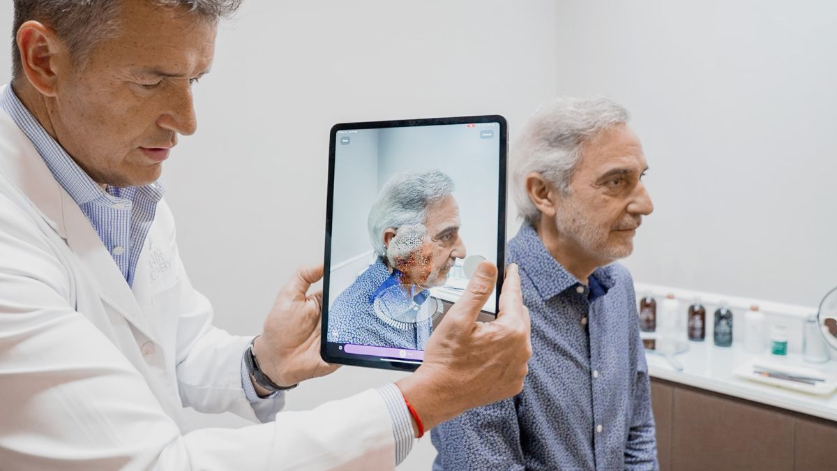 Hair Recovery está usando en exclusiva una innovadora herramienta de IA en sus más de 50 clínicas. 