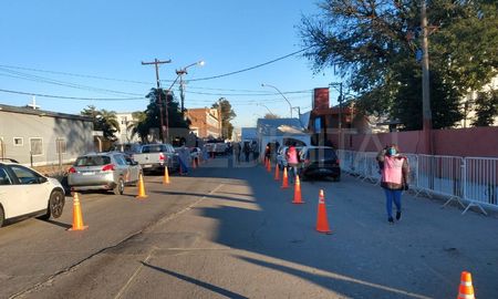 La Esquina Encendida será el único vacunatorio habilitado hoy para mayores. La Esquina Encendida será el único vacunatorio habilitado hoy para mayores.