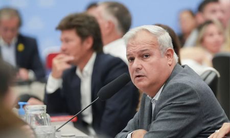 El legislador de Provincias Unidas integrará misión de la ONG Transparencia Electoral, acreditada oficialmente por el Jurado Nacional de Elecciones peruano. El legislador de Provincias Unidas integrará misión de la ONG Transparencia Electoral, acreditada oficialmente por el Jurado Nacional de Elecciones peruano.