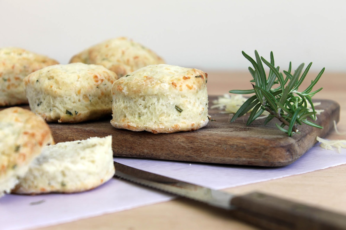 Mauricio Asta enseñó su receta para hacer los mejores scones de queso y pera en casa. Mauricio Asta enseñó su receta para hacer los mejores scones de queso y pera en casa.