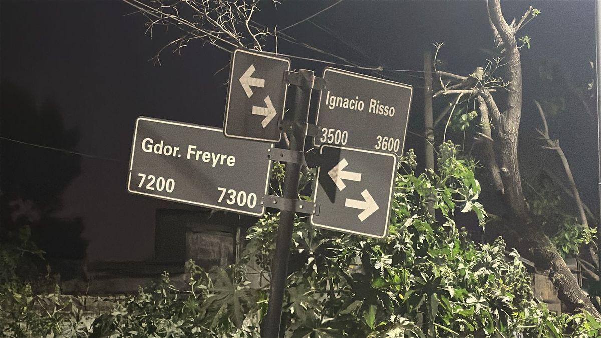 Tres personas resultaron con quemaduras producto del siniestro. 