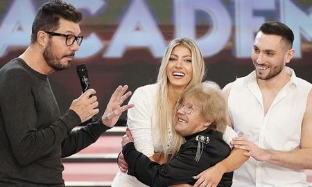 Alicia se robó todas las miradas al bailar cumbia con Jony Lazarte y demostrar sus conocimientos de danza clásica con Piquín. Alicia se robó todas las miradas al bailar cumbia con Jony Lazarte y demostrar sus conocimientos de danza clásica con Piquín.