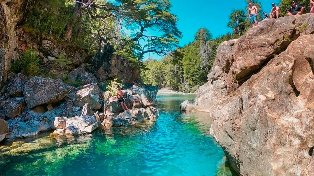 El Bolsón permite disfrutar del verano patagónico sin temperaturas extremas.