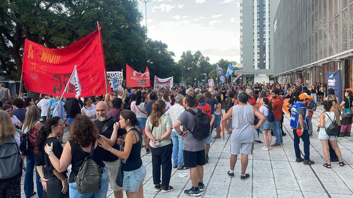 Con una convocatoria que se dio después de las 18 y sin cortes en el tránsito