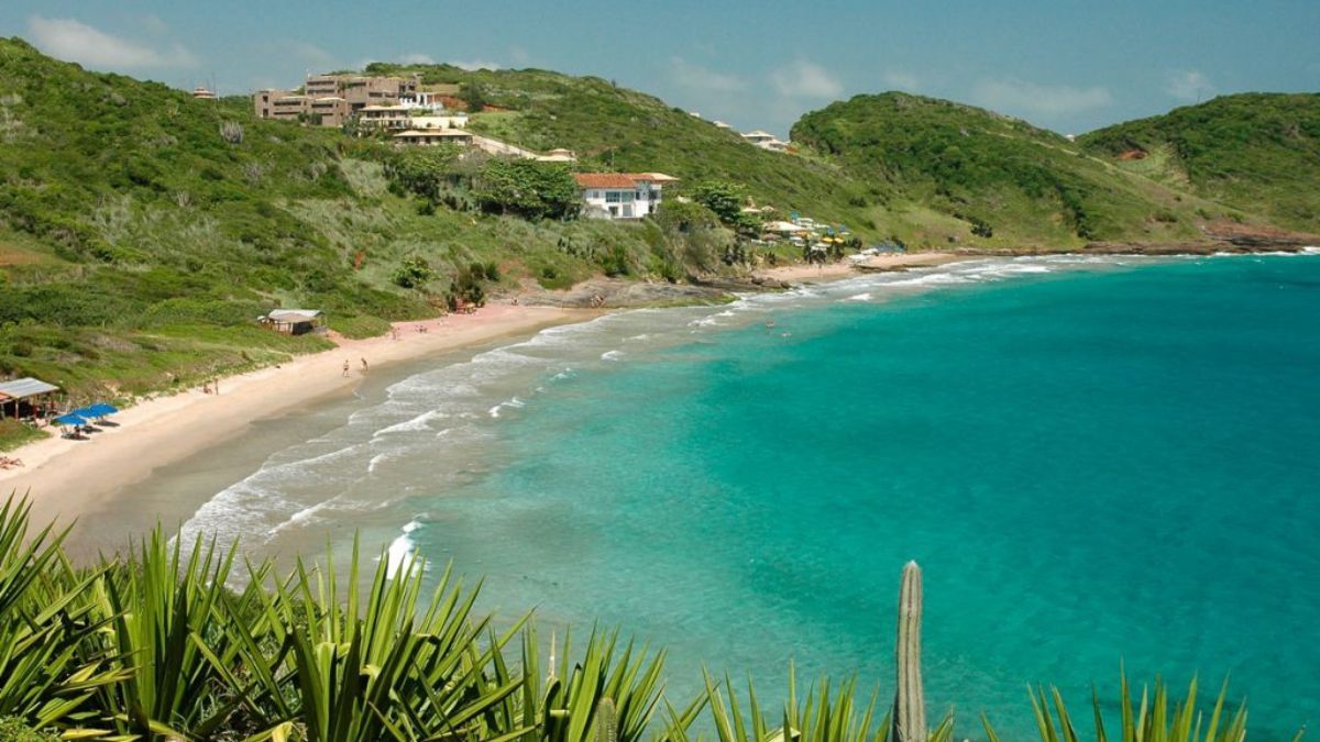 Las playas contaminadas deben evitarse para prevenir enfermedades como gastroenteritis Las playas contaminadas deben evitarse para prevenir enfermedades como gastroenteritis