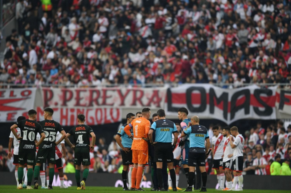 River y Defensa y Justicia buscan día. Al quedar 65 minutos restantes, el partido deberá dividirse en un tiempo de 33 minutos y otro de 32. Entre el 12 y el 20 de junio no se jugarán partidos por el torneo local a raíz de la fecha FIFA.